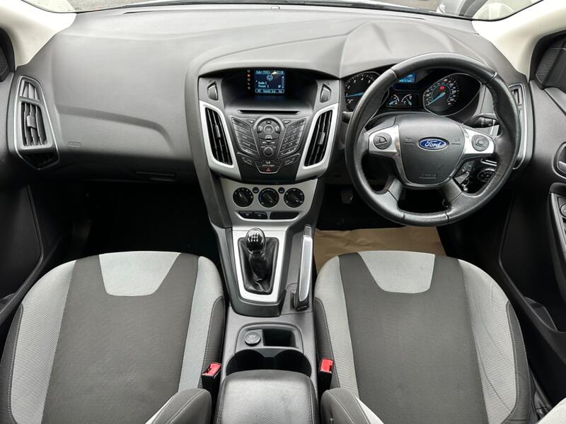 View FORD FOCUS 1.6 Zetec