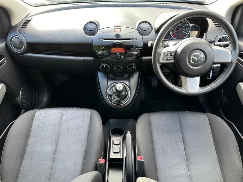 View MAZDA MAZDA2 1.3 Tamura 