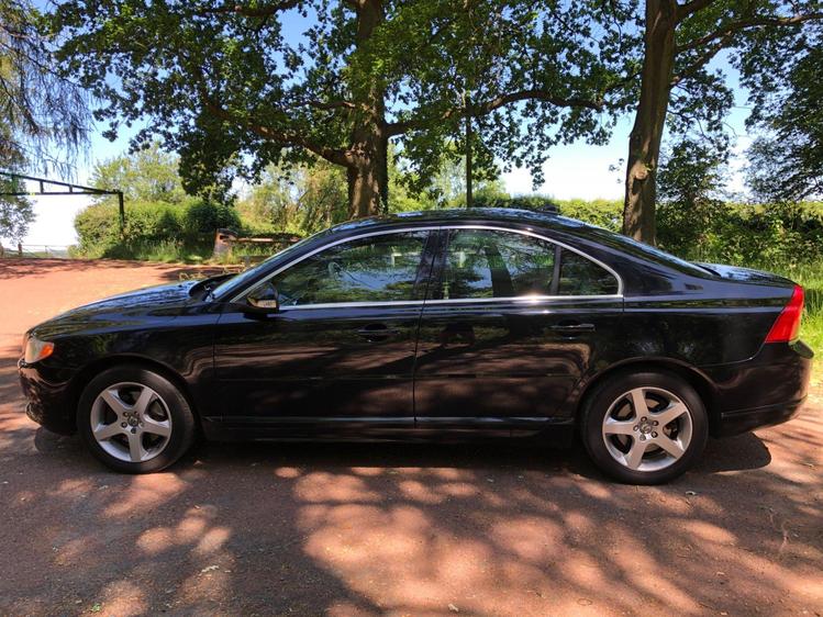 VOLVO S80