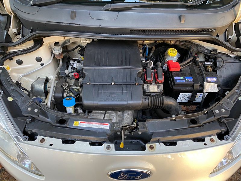 FORD KA