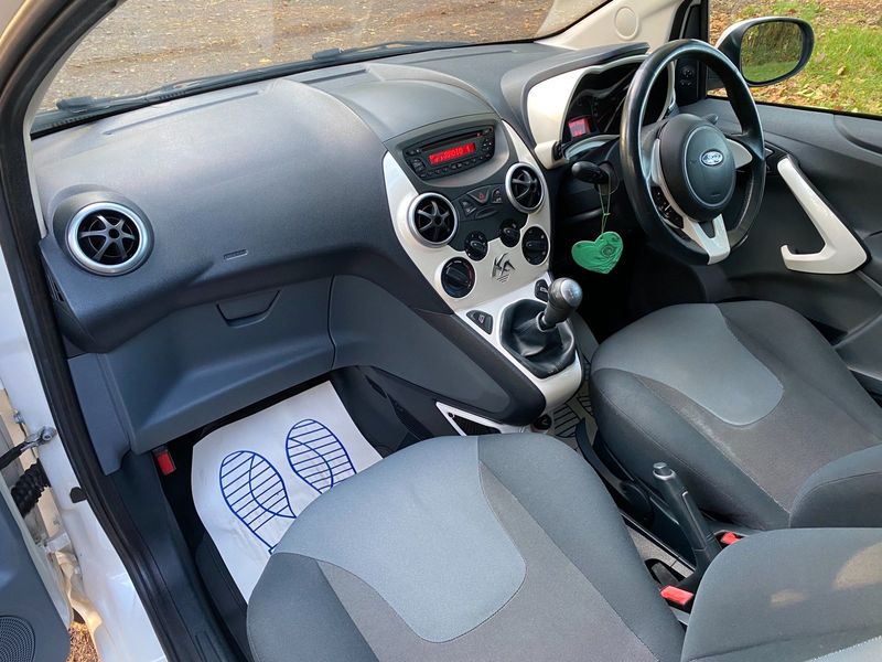 FORD KA